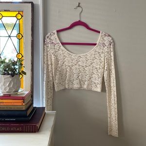 mossimo supply co. cropped lace top!